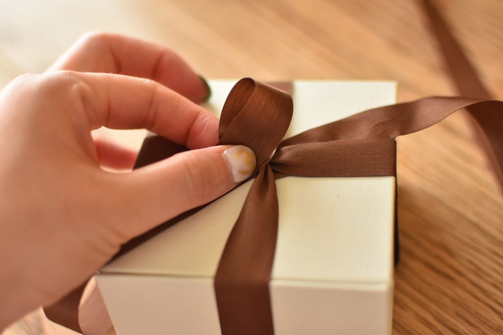 十字リボンかけ